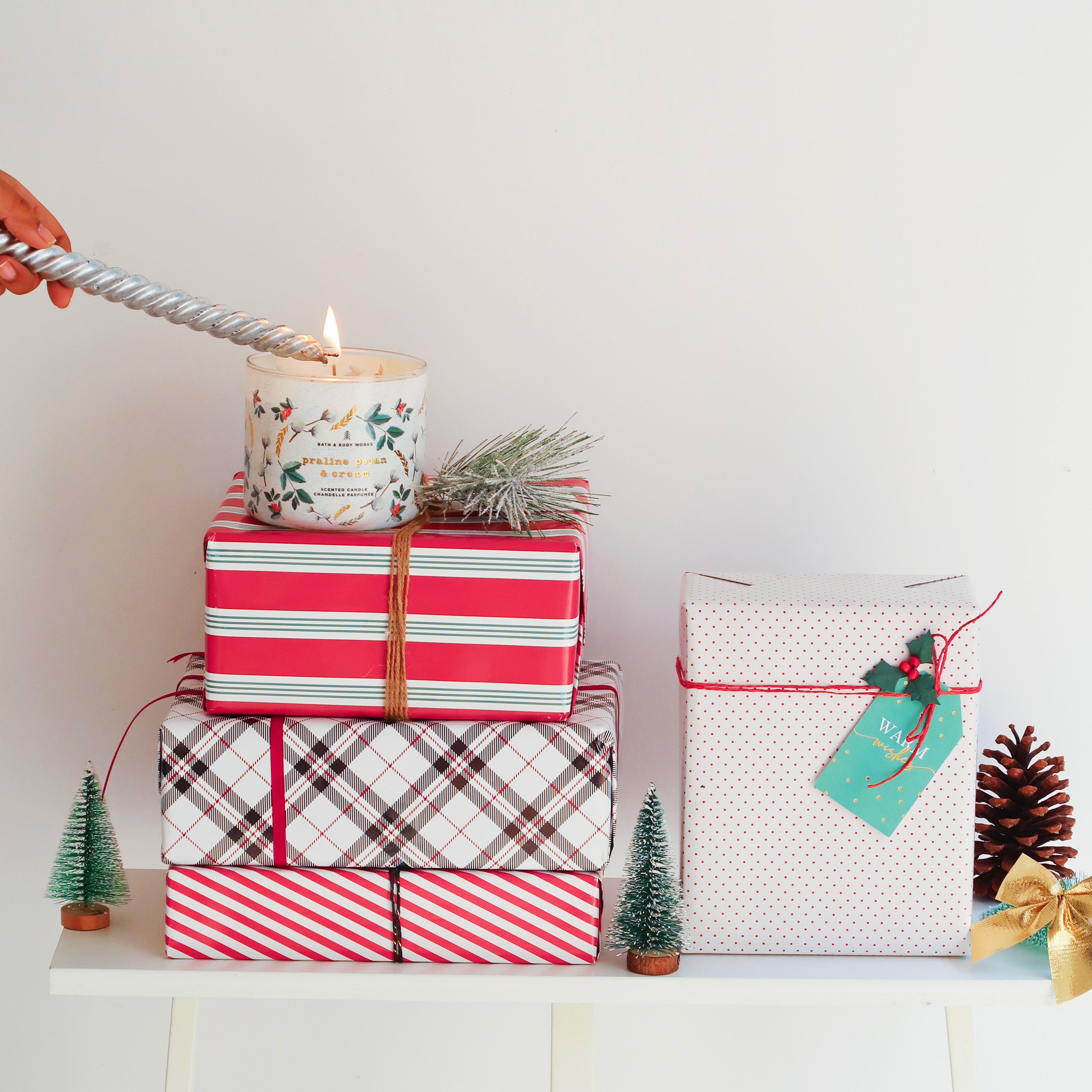 These Gift Wrapping Essentials from  Make Holidays Less