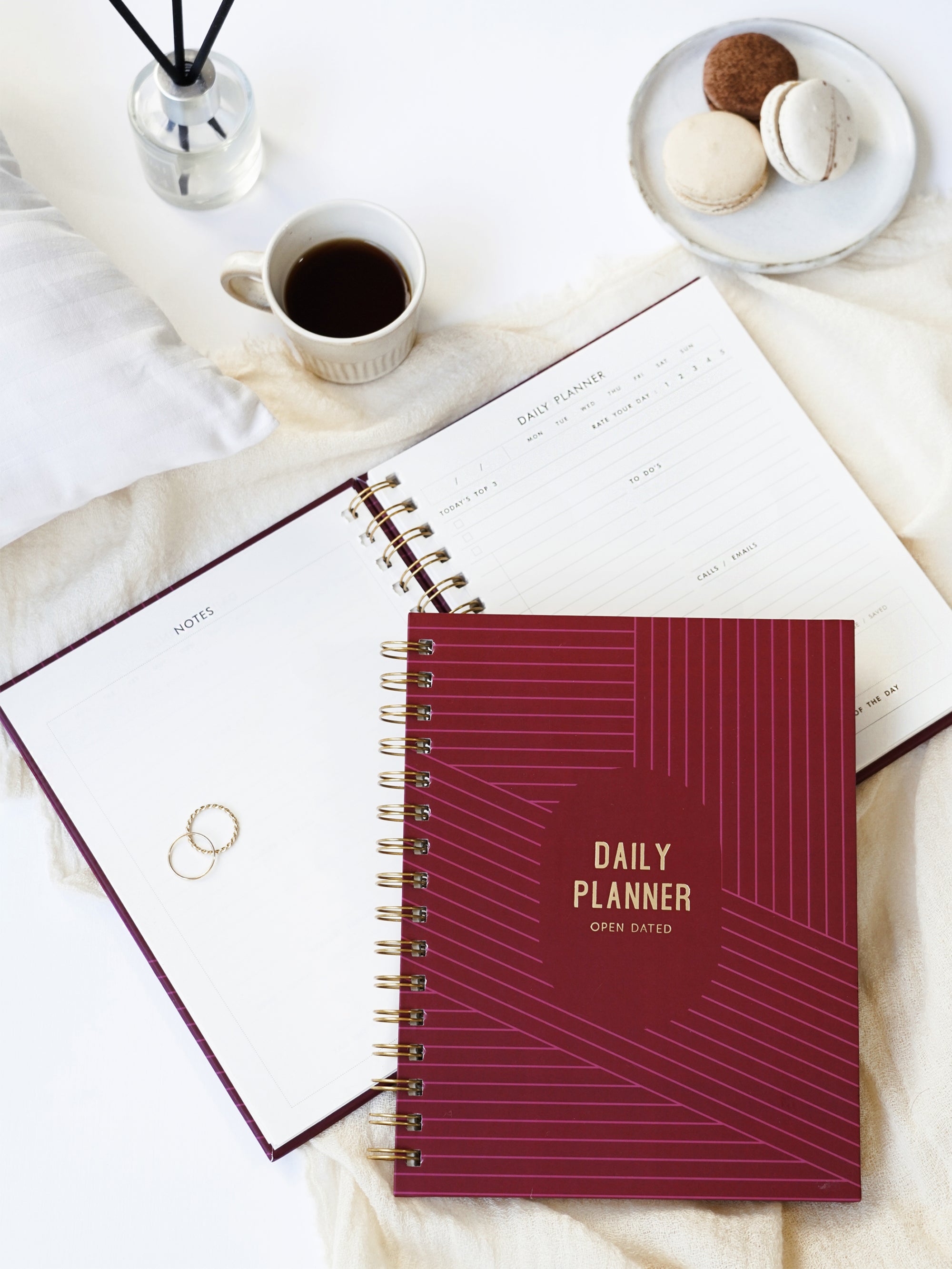 Daily Planner (Burgundy Boss)